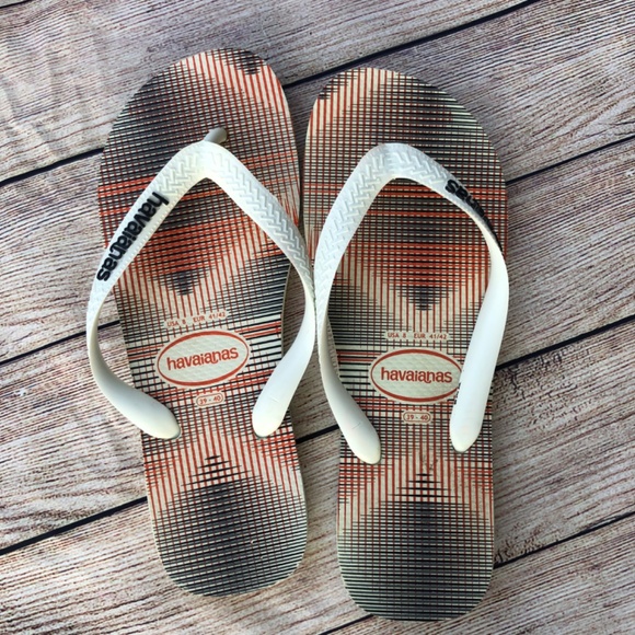Havaianas Flip Flops Size 7/8 - Picture 2 of 3